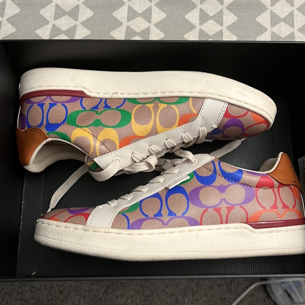 Coach city sole rainbow pride low top shoes/sneakers